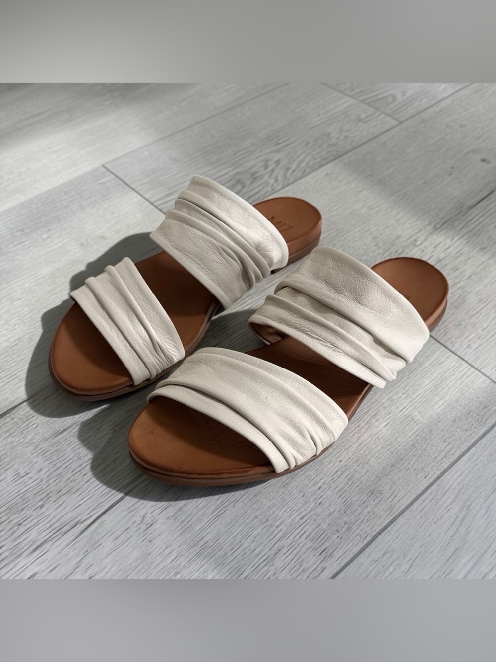 Miz Mooz Tevin Women's White Leather Ruched Double-Band Slide Sandals! Sz 41/10 - Picture 7 of 15